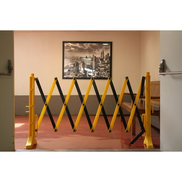 Xpandit Expandable Plastic Barricade