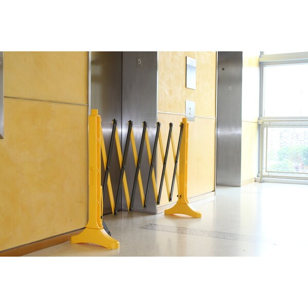 Xpandit Expandable Plastic Barricade