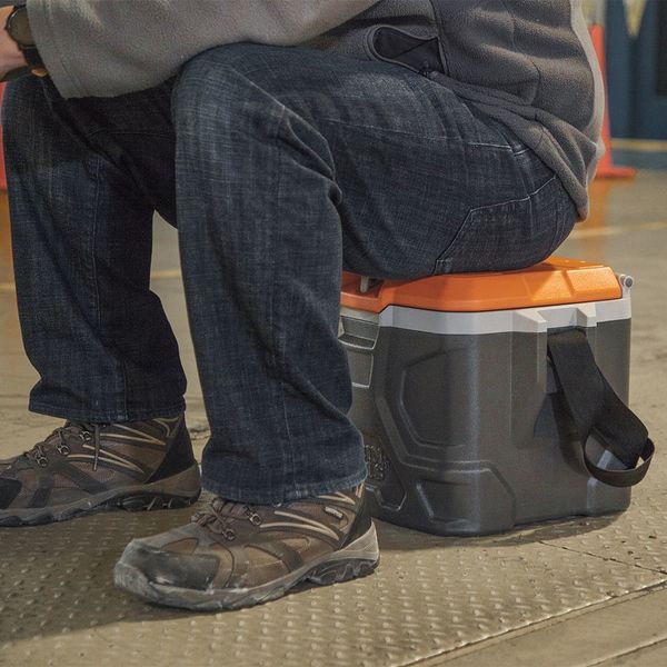 Tradesman Proâ¢ Tough Box Cooler, 17-Quart