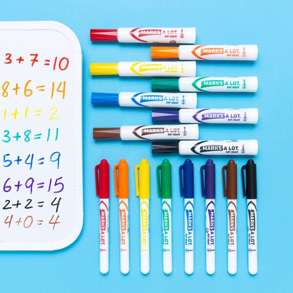 Desk-Style Dry Erase Marker, Chisel Tip, Blue