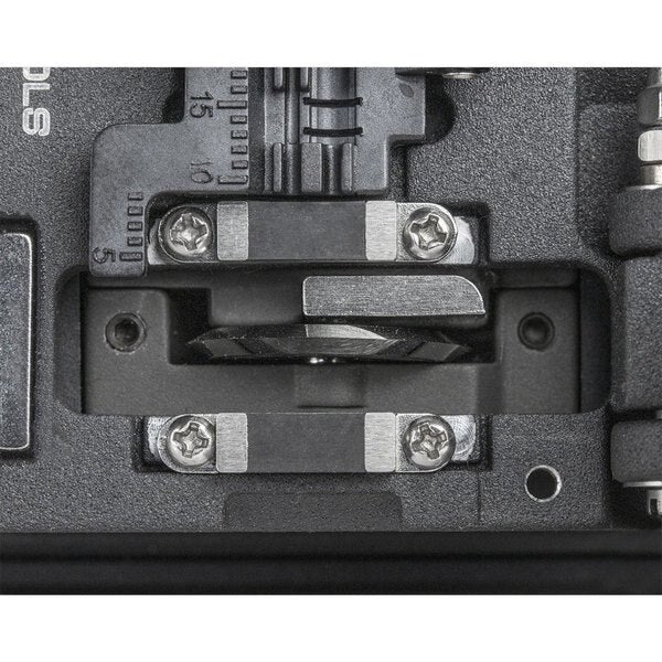 Precision Fiber Optic Cleaver