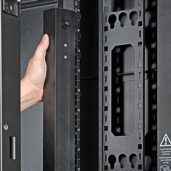 PDU, Switched, 5/5.8kW, 20 C13, 4 C19, 0U