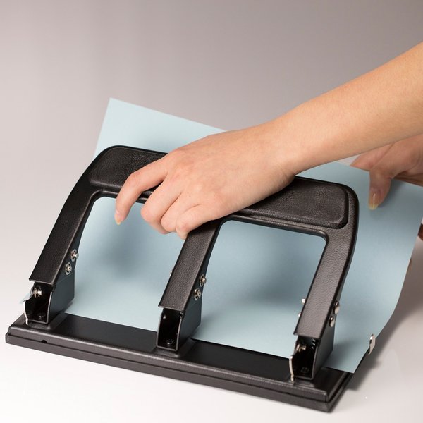 Heavy Duty Paper Punch, Three Hole, Blk