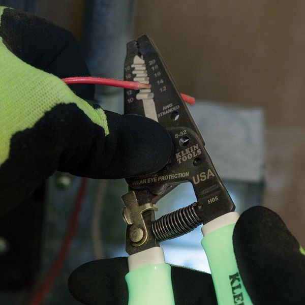 High-Visibility Klein-KurveÂ® Wire Stripper / Cutter