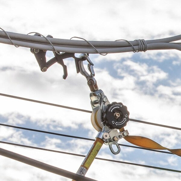Wide Range Distribution Grip, EHS Wire