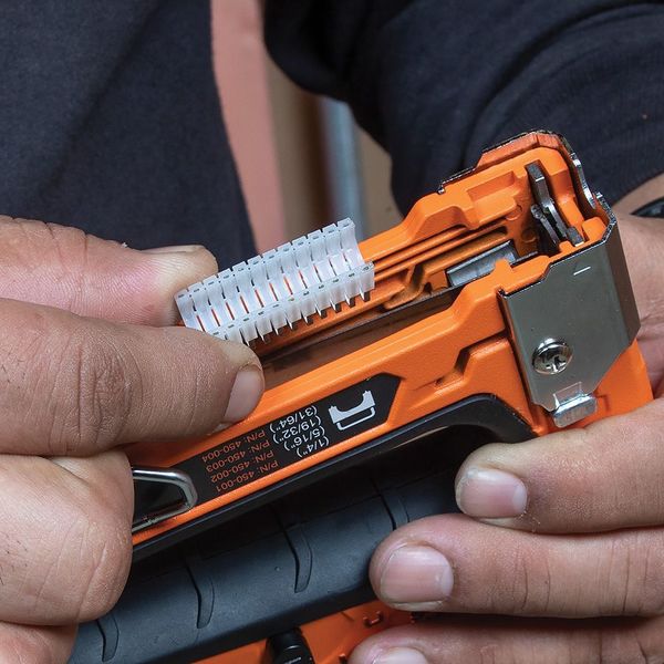 Insulated Staples, 25 ga, 7/8 in Leg L, Steel