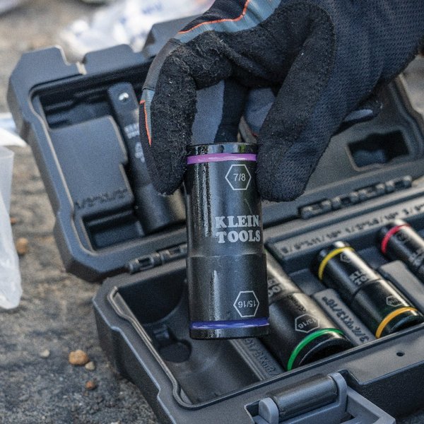 Flip Impact Socket, 15/16 and 7/8-Inch
