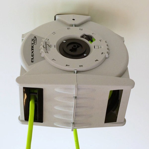 Retractable Water Hose Reel w Levelwind