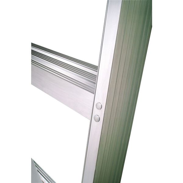 6 ft Aluminum Stepladder