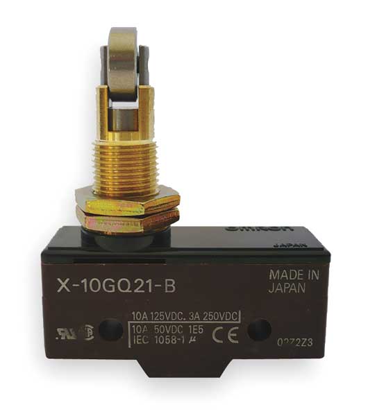 Industrial Snap Action Switch, Cross Roller, Panel Mount, Plunger Actuator, SPDT