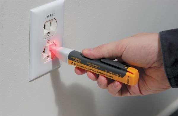 Voltage Detector, 20 to 90V AC, 5 in Length, Audible, Visual Indication, CAT IV 1000V Safety Rating