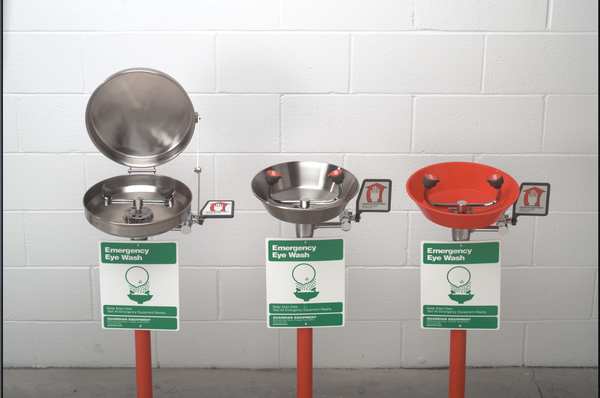 Pedestal Mounted Eyewash Station Stainless Steel