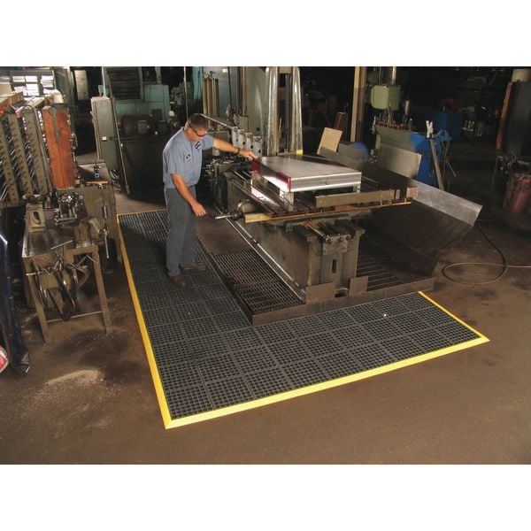 Interlocking Mat Edging Nitrile Rubber 3 ft 2 in 3/4 in