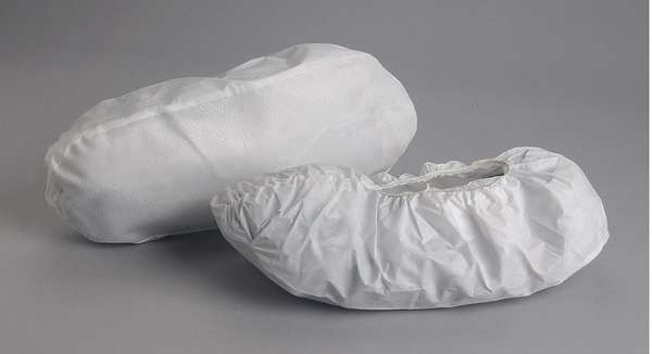 Critical CoverÂ® UltraGripâ¢ Shoe Covers, Anti-skid Sole, XL, White, PK200