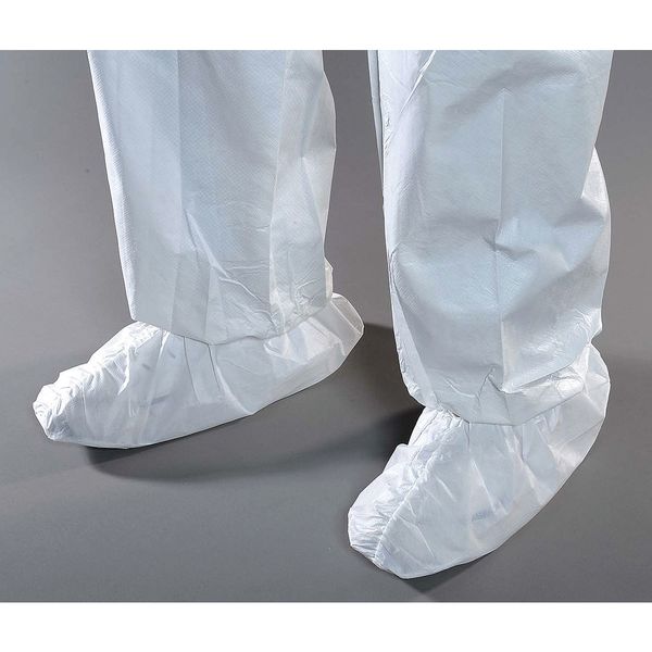 Critical CoverÂ® MaxGripÂ® Shoe Covers, Anti-Skid Sole, XL, White, PK200