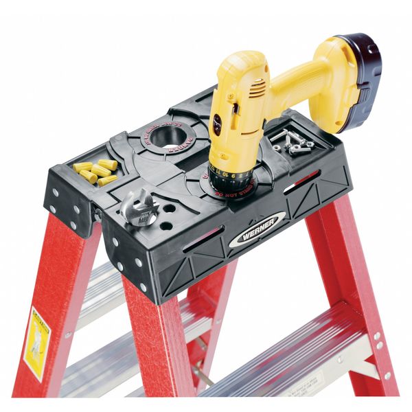 6 ft Fiberglass Stepladder