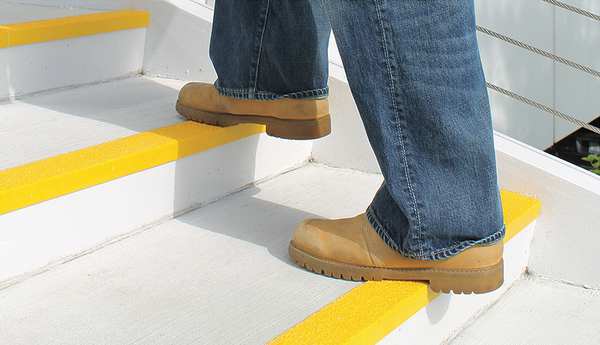 Stair Nosing, Ylw, 36inW, Plstic/Fiberglass