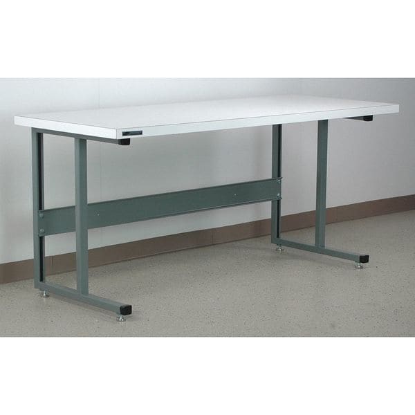 Workbenches, 48