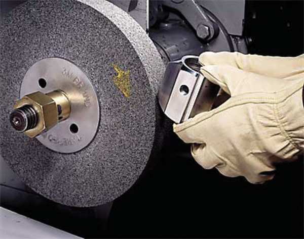 Convolute Wheel, Debur/Edge, 8x1x3, FN, PK3