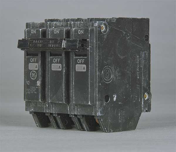 Miniature Circuit Breaker, 70 A, 120/240V AC, 3 Pole, Plug In Mounting Style, THQL Series