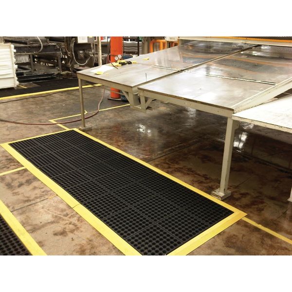 Interlocking Drainage Mat Tile Grease Resistant Natural Rubber 3 ft 3 ft 5/8 in