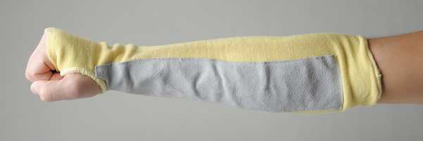 Cut Resistant Sleeve, 18 In., Thumbhole