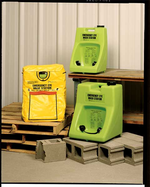 Fendall Porta StreamÂ® I; Eyesaline Eyewash Station in Green
