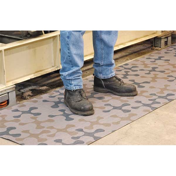 Sorbents, 64 gal. Universal Absorbed, Camouflage, Polypropylene, 2 PK