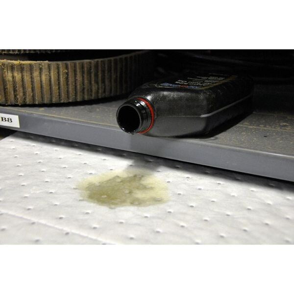 Sorbents, 32 gal/pk, .16 gal/pad, Oil Absorbed, White, Polypropylene, 200 PK