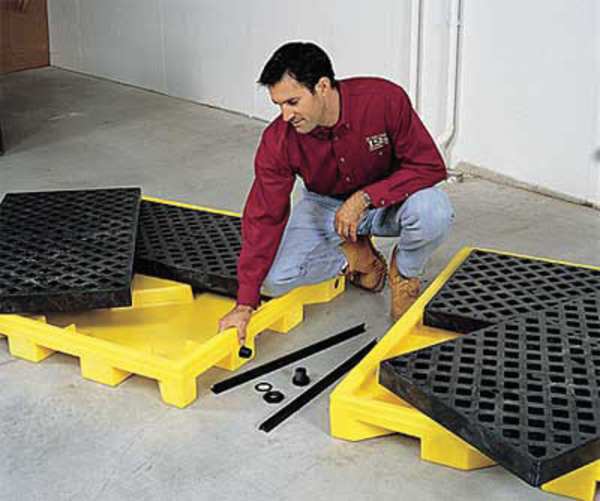 Drum Spill Containment Pallet, 11 gal Spill Capacity, 1 Drum, 1500 lb, Polyethylene