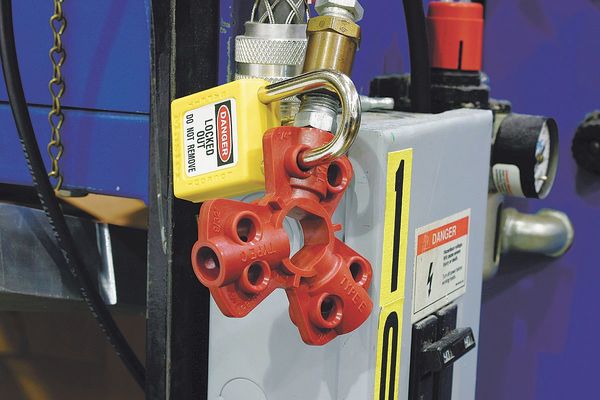 Pneumatic Fitting Lockout, Red