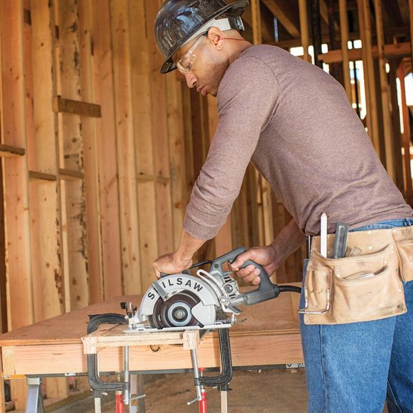 Worm Drive Skilsaw, 120V, 7-1/4 in. dia.