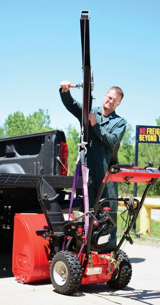 Davit Crane, 47 in Reach, 0 in to 84 in Lift Range, Black