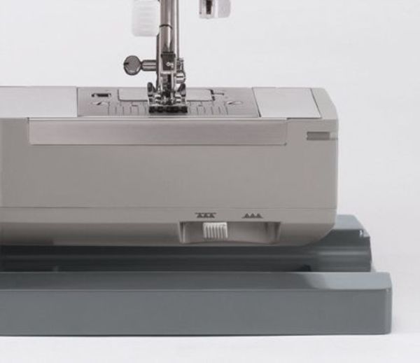 Sewing Machine, White, 11 Stitch Patterns