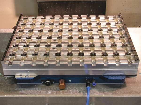 Blank Pallet, 14-13/64in x 12-13/32in