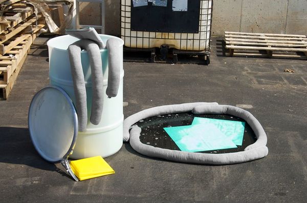 Spill Kit, Universal, Yellow, Number of Components: 109