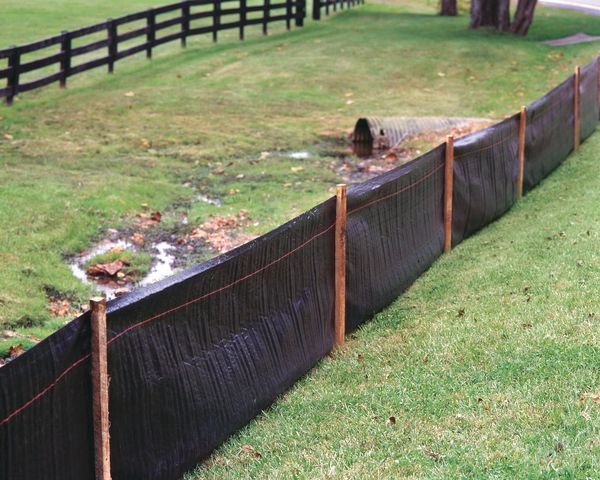 Silt Fence, 2 ft H, 100 ft L, Polypropylene, 11 Stakes, Black
