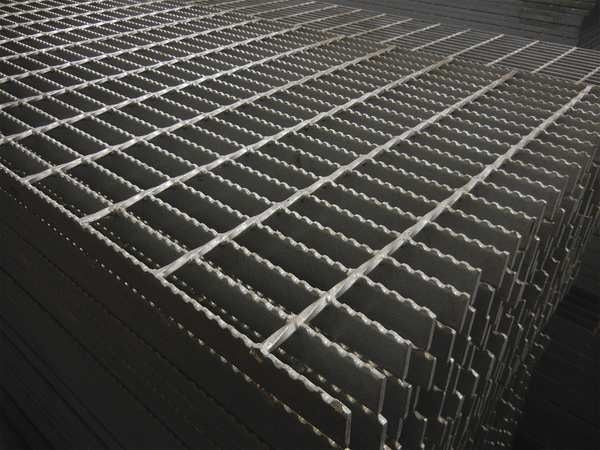 Bar Grating, Serrated, 288 in L, 24 in W, 1.0 in H, Galvanized Steel Finish