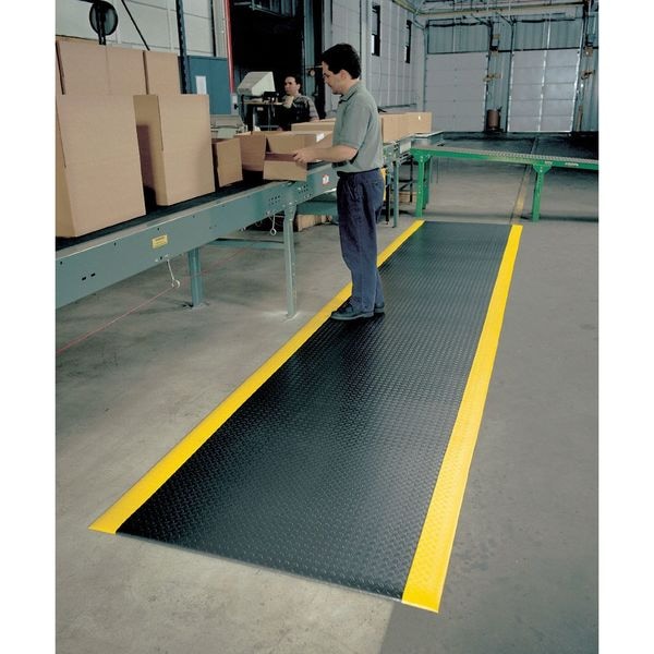 Antifatigue Runner, Black/Yellow, 36 ft. L x 2 ft. W, PVC Foam, Diamond Plate Surface Pattern