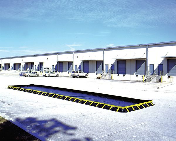 Collapsible Wall Containment Berm, 748gal