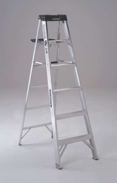 8 ft Aluminum Stepladder