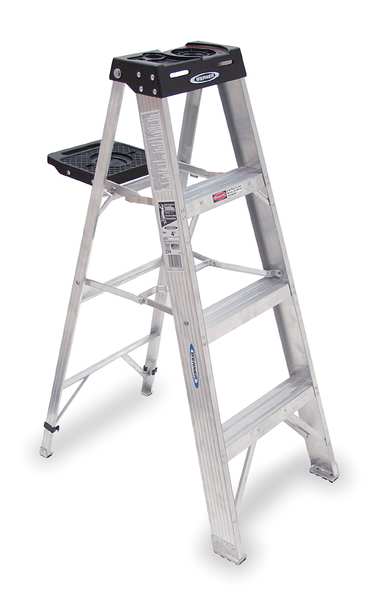 4 ft Aluminum Stepladder