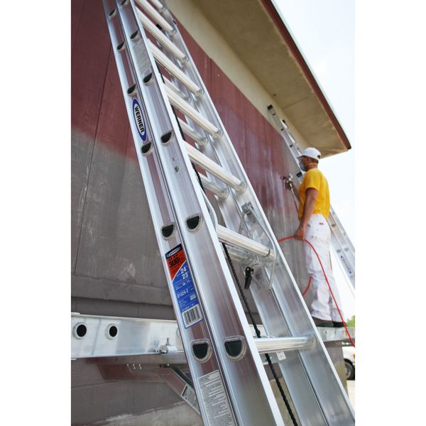 Aluminum Extension Ladder, 300 lb Load Capacity