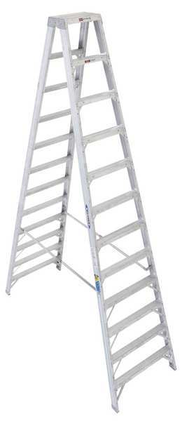 12 ft Aluminum Stepladder