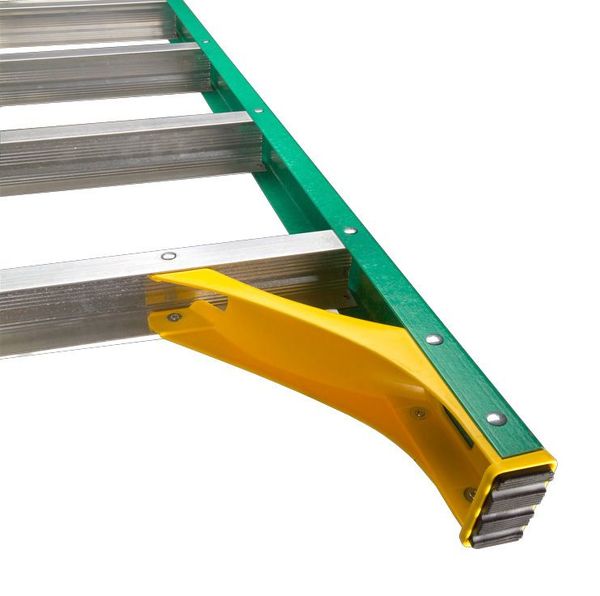 6 ft Fiberglass Stepladder