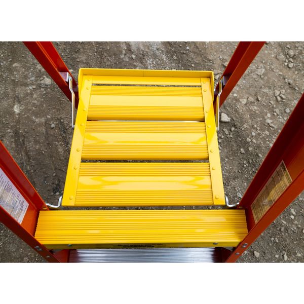 9 ft Fiberglass Podium Stepladder