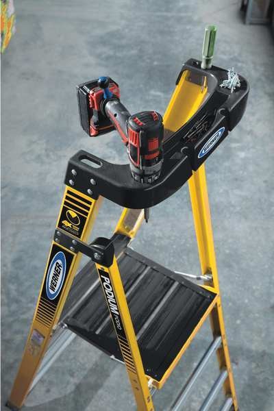 6 ft Fiberglass Podium Stepladder