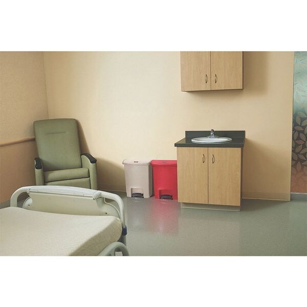 18 gal Rectangular Trash Can, Red, 19 1/2 in Dia, Step-On, Plastic