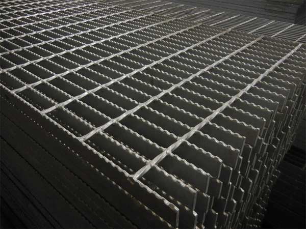 Bar Grating, Serrated, 24 in L, 36 in W, 1.0 in H, Galvanized Steel Finish
