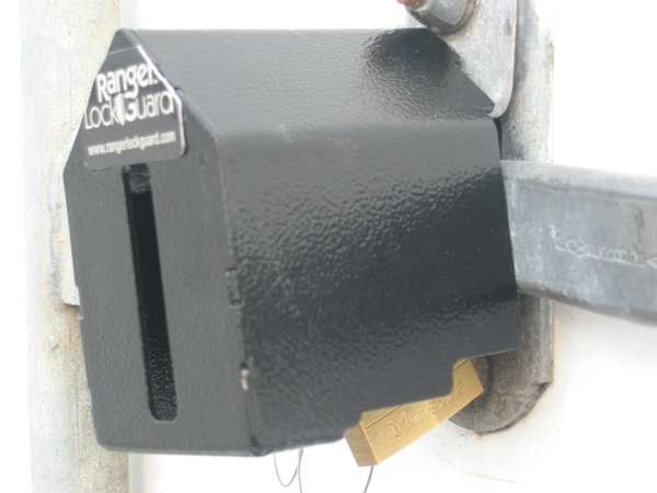Padlock Guard, Hardened Steel, Blk, 4